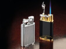 2 chiếc bật lửa dunhill